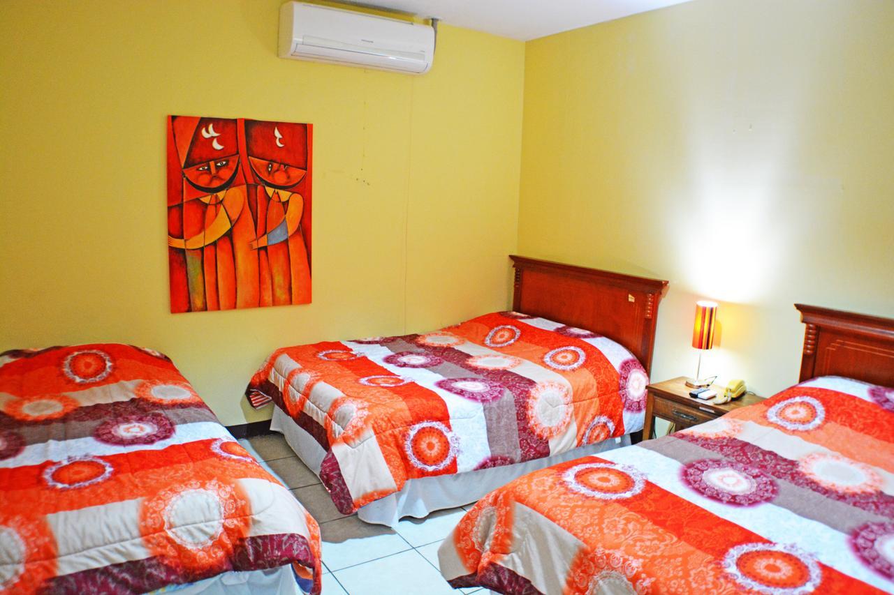 Hotel Plaza Cosiguina Chinandega Exteriér fotografie
